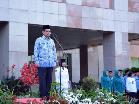  Pemkot Jaksel Gelar Upacara Peringatan Hari Pendidikan Nasional 