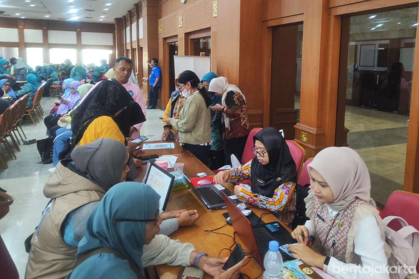  1.000 Orang di Jakbar Ikuti CKG di Peringatan Hari Ibu 