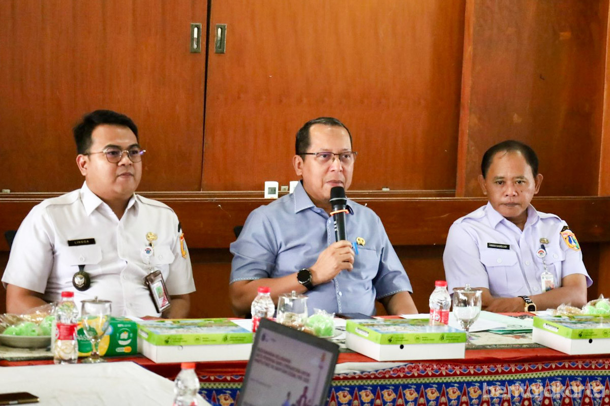 Musyawarah membahas seputar usulan Data Pergantian Antar Waktu (PAW) 