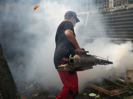 Wali Kota Jaktim Pimpin Fogging di Pekayon