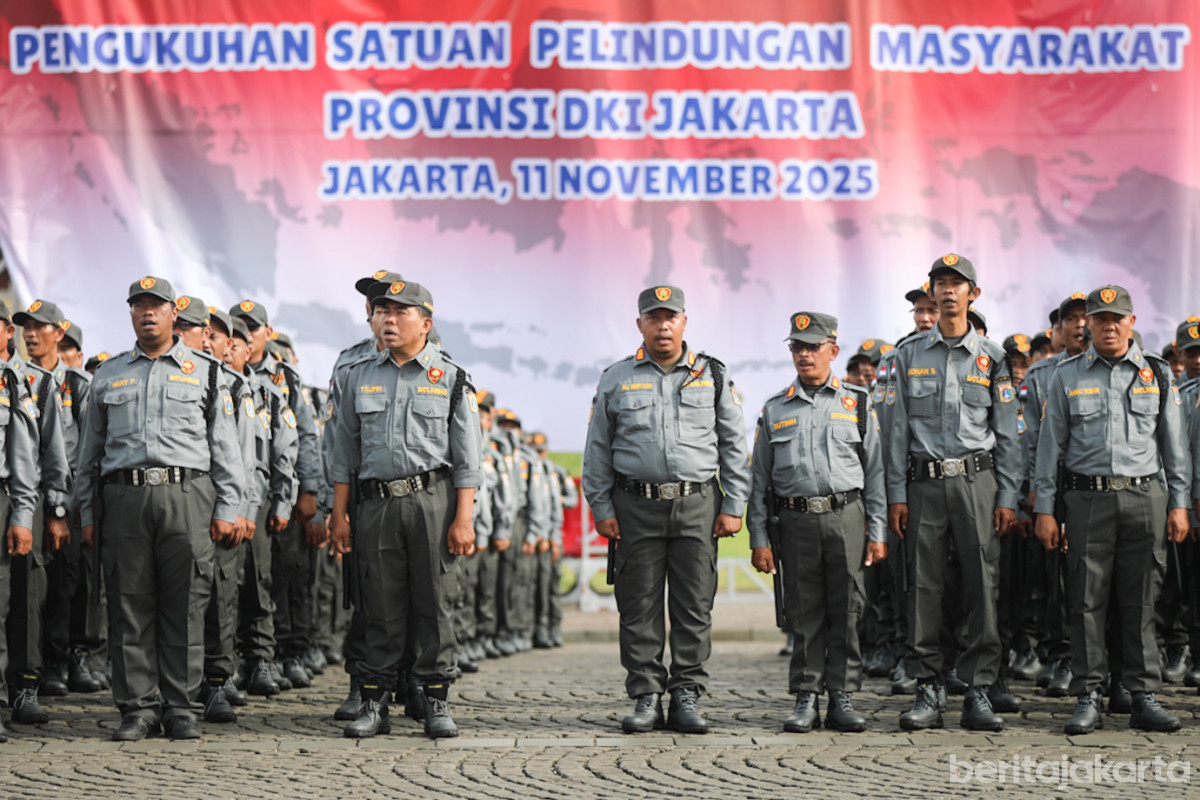 DKI Kukuhkan 5.234 Anggota Satlinmas 