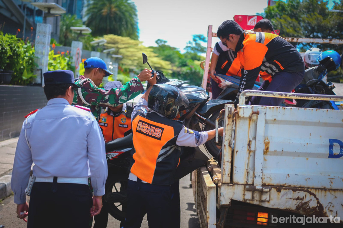 Penindakan Parkir Liar di Jalan Widya Chandra Raya Diintesifkan