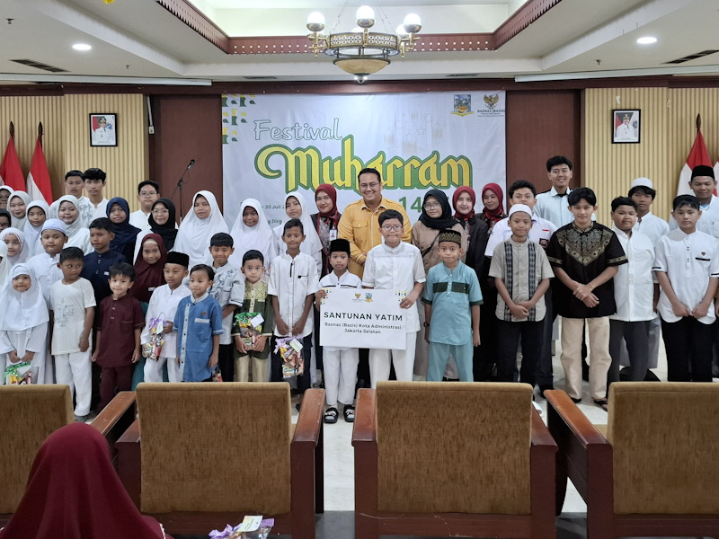 Baznas (Bazis) Jaksel Serahkan Santunan ke 1.000 Yatim Piatu 