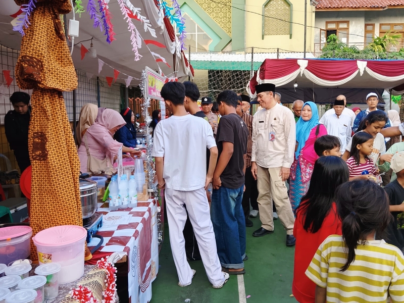 41 Jakpreneur Ramaikan Bazar UMKM di RW 04 Dukuh