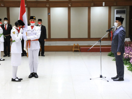Kukuhkan Paskibraka DKI Jakarta, Gubernur Anies: Kibar Tinggikan Merah Putih di Manapun Berada 