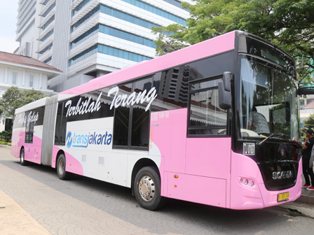 Bus Transjakarta Khusus Wanita Layani Koridor 1