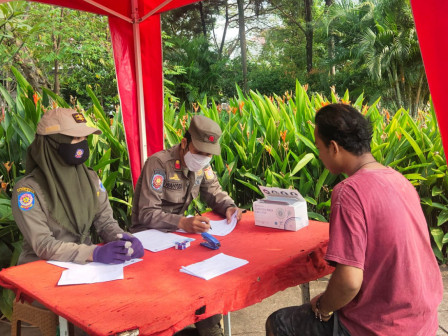  24 Pelanggar Tibmask di Kalideres Diberikan Sanksi Sosial 