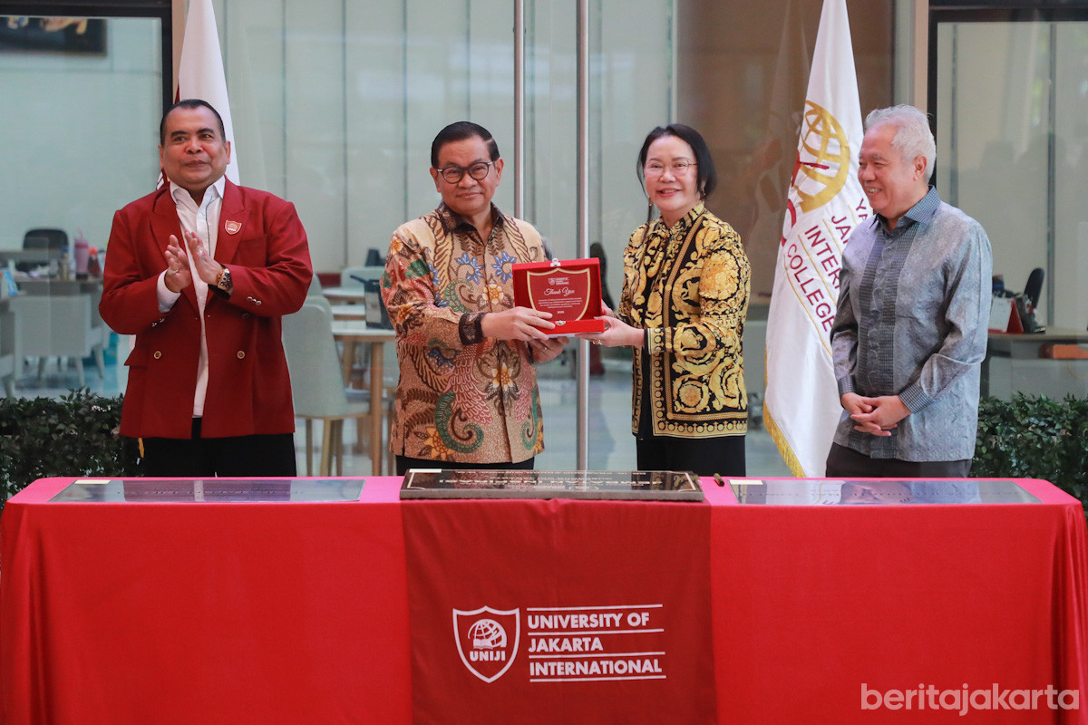 Peresmian Gedung Kampus UNIJI dan Jembatan Inspirasi yang menghubungkan kampus dengan Taman Cattleya