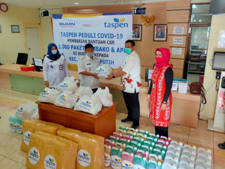 Kecamatan Cempaka Putih Terima Ribuan Paket APD Dari PT Taspen