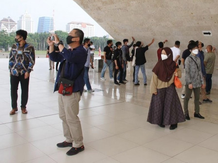 15.673 Pengunjung Berlibur Di Monas