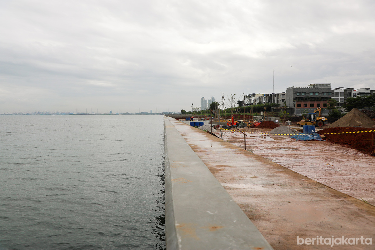 Tanggul NCICD Fase A yang dibangun Pemprov DKI Jakarta