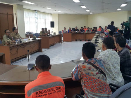  Petugas PJLP Mendapatkan Pengarahan Dari Bupati Kepulauan Seribu 