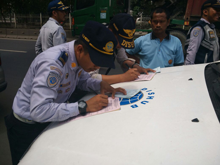 4 Angkutan Umum di Jakut Disetop Operasi