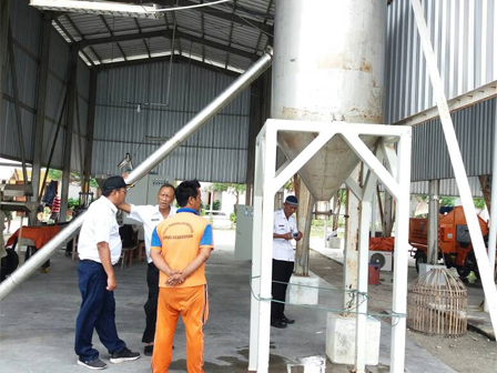 Mesin Pencacah Plastik di Pulau Tidung Diuji Coba