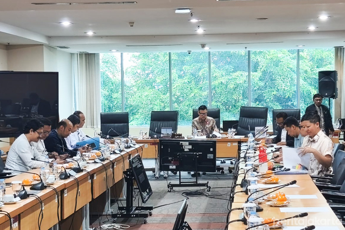 Rapat Panitia Khusus Perparkiran DPRD DKI Jakarta