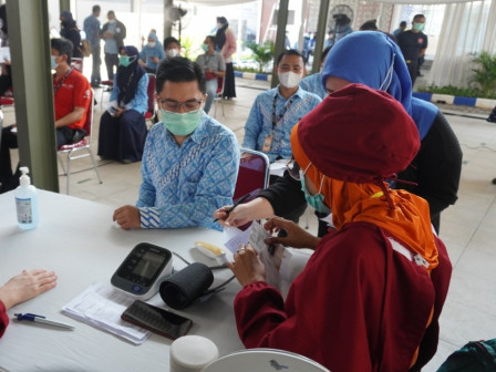 PT Transjakarta Tuntaskan Vaksinasi Covid-19 Bagi Seluruh Karyawannya