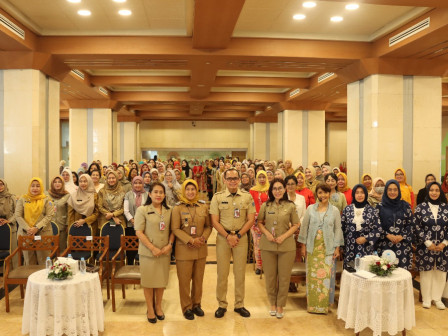 Peringati Hari Kartini, Pemprov DKI Gelar Workshop Tutorial Berkain 