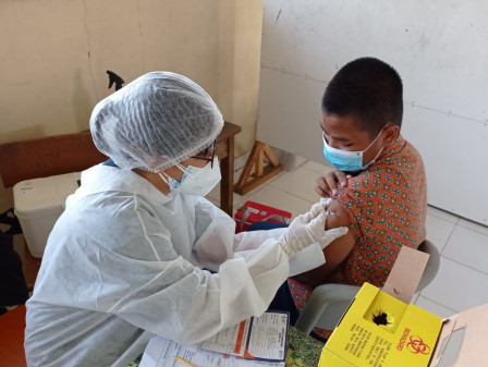 100 Persen Sasaran Usia Sekolah di Kepulauan Seribu Telah Mendapatkan Vaksin Dosis Pertama