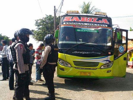  Bus AKAP Dikandangkan Saat Razia Terminal Bayangan