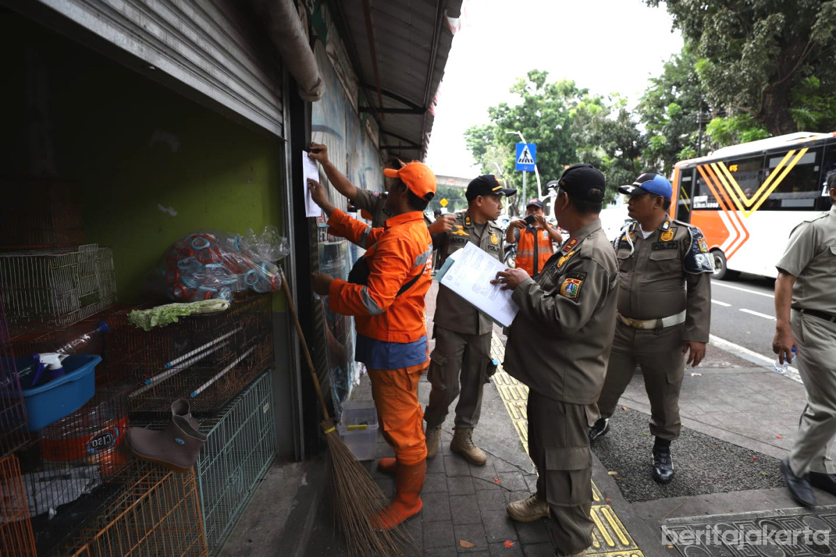 Pemberian SP I pedagang barito 