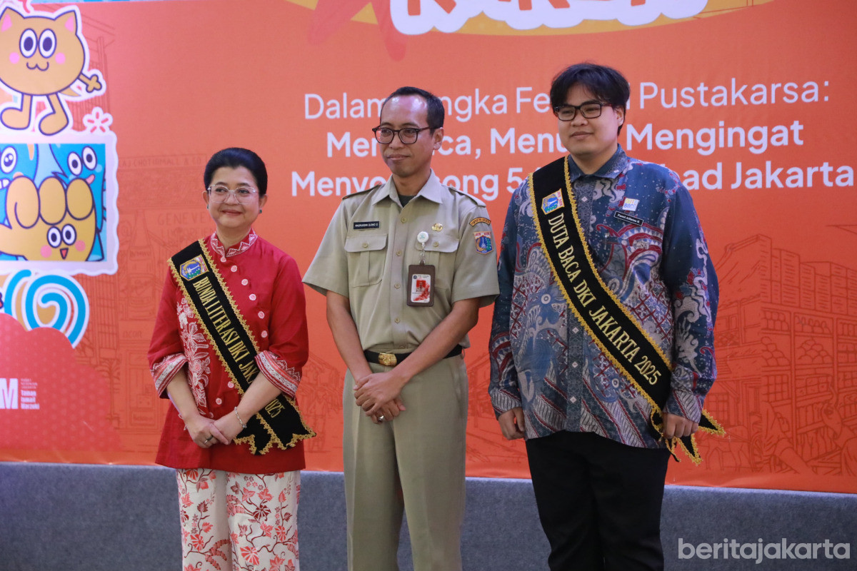 Hani Pramono Anung Dikukuhkan Jadi Bunda Literasi