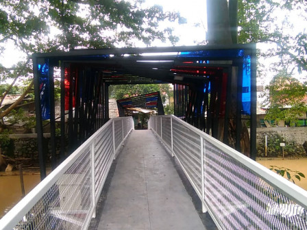 Kini Ada Jembatan Antar Kampung yang Instagramable di Kebayoran Lama