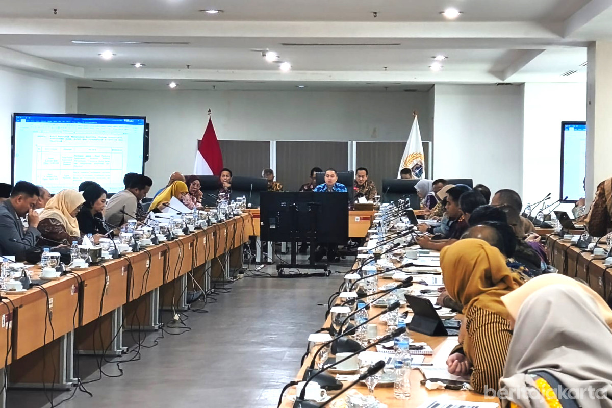 Bamus DPRD DKI Jakarta menggelar rapat bersama jajaran eksekutif 