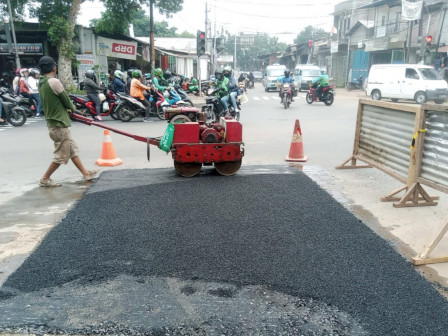 Pembangunan Crossing Saluran Air di Jl Raden Inten Rampung