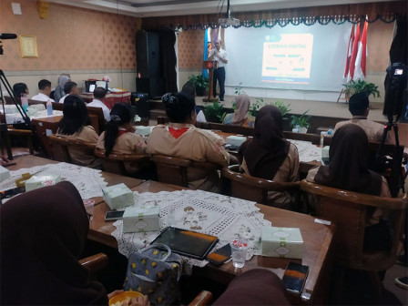  Pelajar SMAN 78 Jakarta Disosialisasikan Literasi Digital