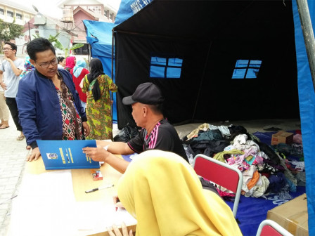 Tenda Pengungsian Korban Kebakaran di Pondok Bambu Telah Didirikan