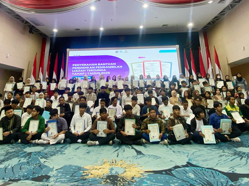  Ketua DPRD DKI Dukung Penuh Program Pemutihan Ijazah