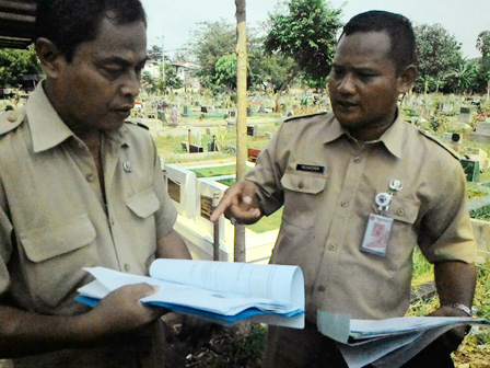 Makam di TPU Penggilingan Dipa