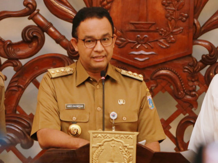        Anies Pastikan Pemprov DKI Ambil Alih Pengelolaan Air