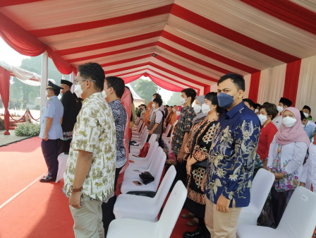 Warga Undangan Terpukau Kemeriahan Upacara HUT DKI Jakarta ke-495