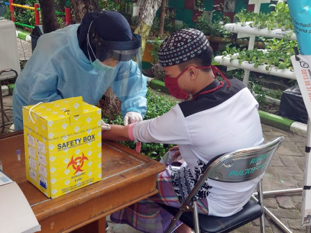  60 Warga di Kecamatan Kepulauan Seribu Selatan Ikuti Rapid Test Massal