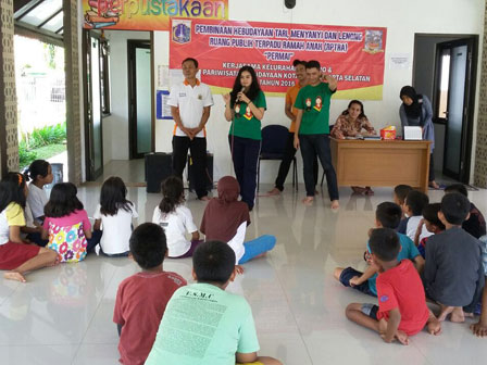 Abnon Jaksel Latih Tari dan Lenong Anak-Anak di RPTRA Permai