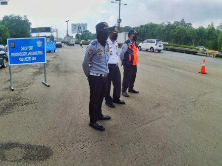 Kebakaran Warung di Penggilingan Dipadamkan Tujuh Mobil Pemadam