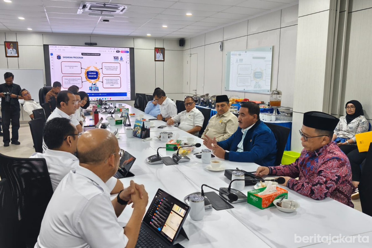 Bapemperda DPRD DKI Jakarta melakukan kunjungan kerja ke Kantor PAM Jaya