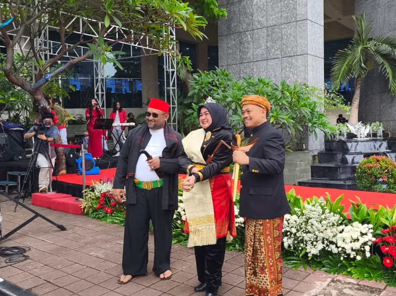 DPRD DKI Gelar Fesyen Show Kostum Pahlawan Rayakan HUT ke-80 RI