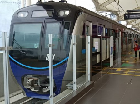 Operasional Kereta MRT Kembali Dibuka di Semua Stasiun