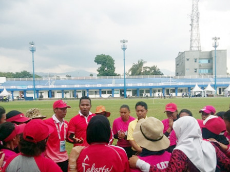 Tim Cricket Putri DKI Rebut Emas