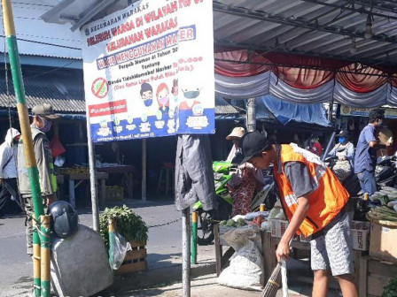  9 Warga Terjaring Operasi Tertib Masker di Pasar Warakas