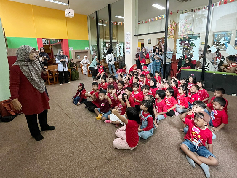  Keceriaan Puluhan Anak Usia Dini RPTRA Rawa Indah Ceria Berwisata Literasi