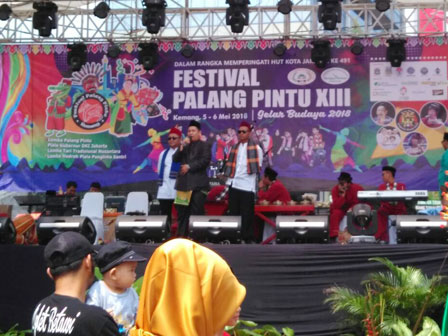 10 Tim Berebut Piala Gubernur di Festival Palang Pintu