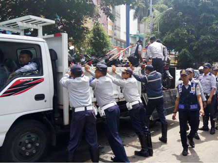 Parkir Liar, 59 Kendaraan Ditindak di Tanah Abang