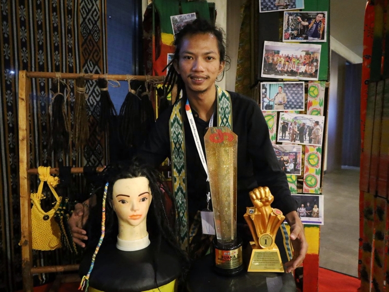 Raja, Si Penyulam Rambut Gimbal Go Internasional di JIYP 2025