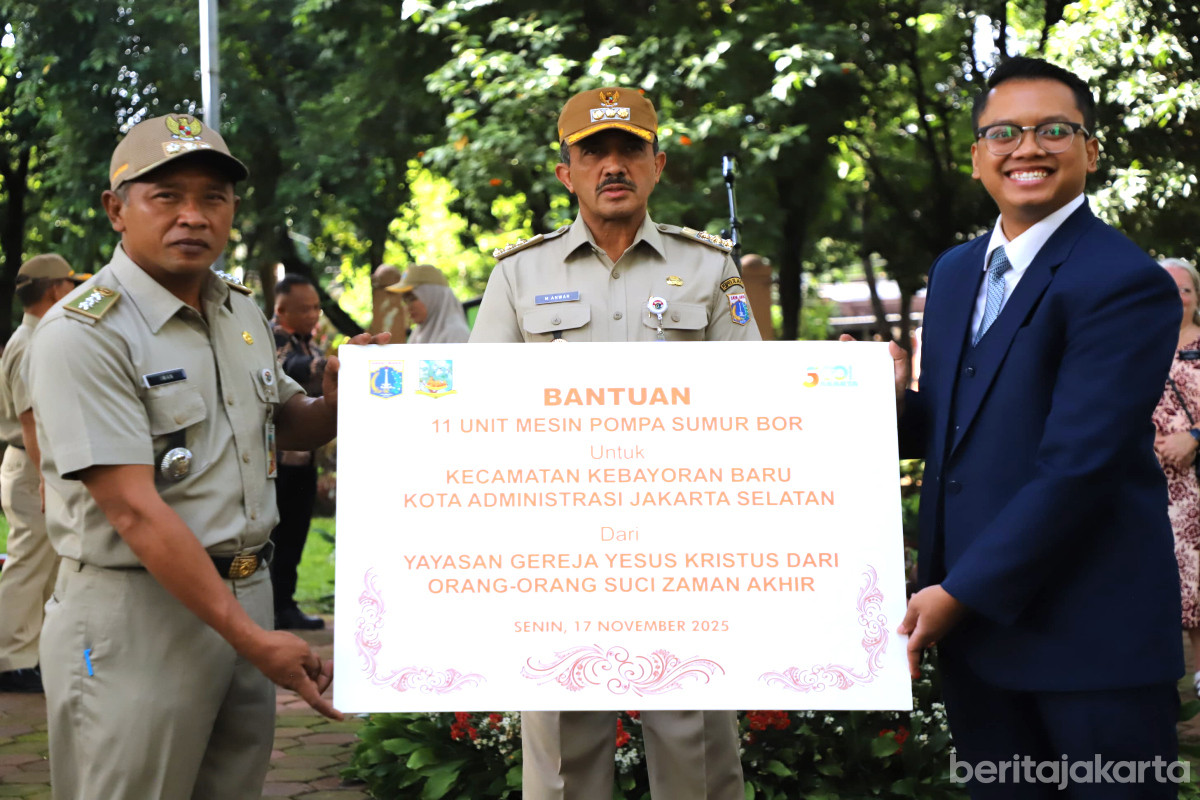 Pemkot Jaksel menerima bantuan 11 Pompa Sumur Bor