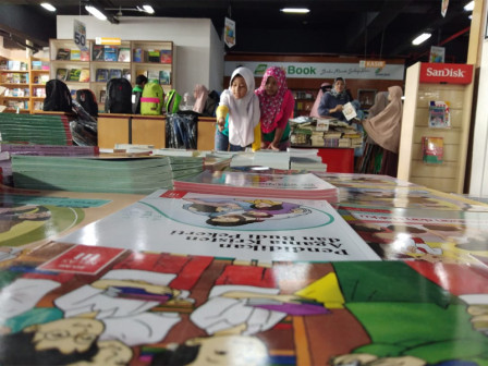Pasar Buku Kenari dan Dorongan Tingkatkan Minat Baca Warga Jakarta