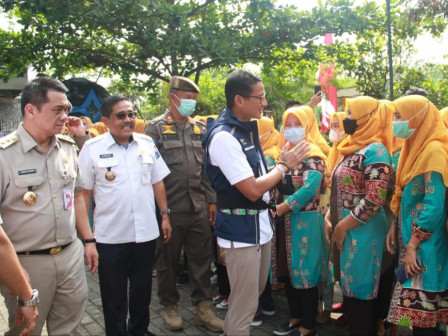 Warga Pulau Kelapa Antusias Sambut Menparekraf dan Wakil Gubernur DKI Jakarta
