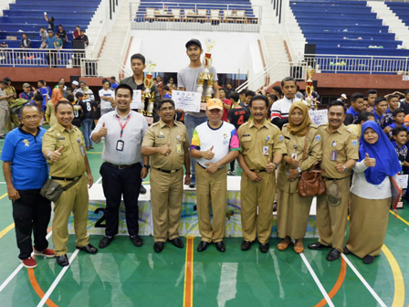 Kecamatan Pasar Rebo Juara Umum Festival Olahraga Tahunan